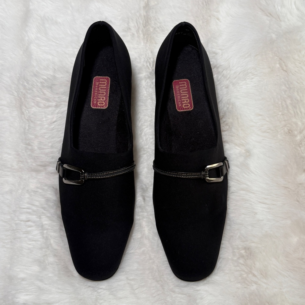 Munro Elegant Black Slip-On Shoes |Size 9.5